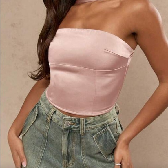 Elegant Pink Strapless top - Picture 2 of 4